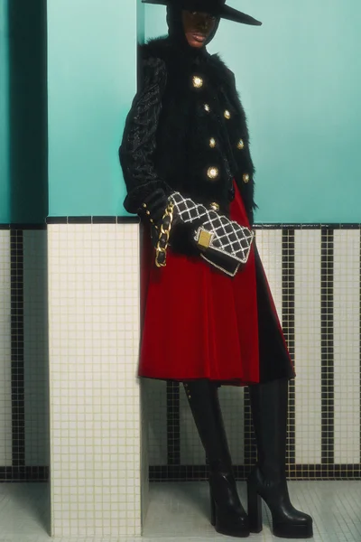 Look 24